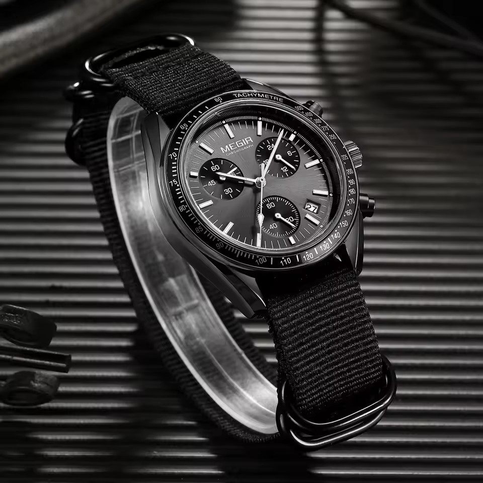 MEGIR 2247 Men's Luxury Quartz - Canvas Strap Watch recensie en prijs
