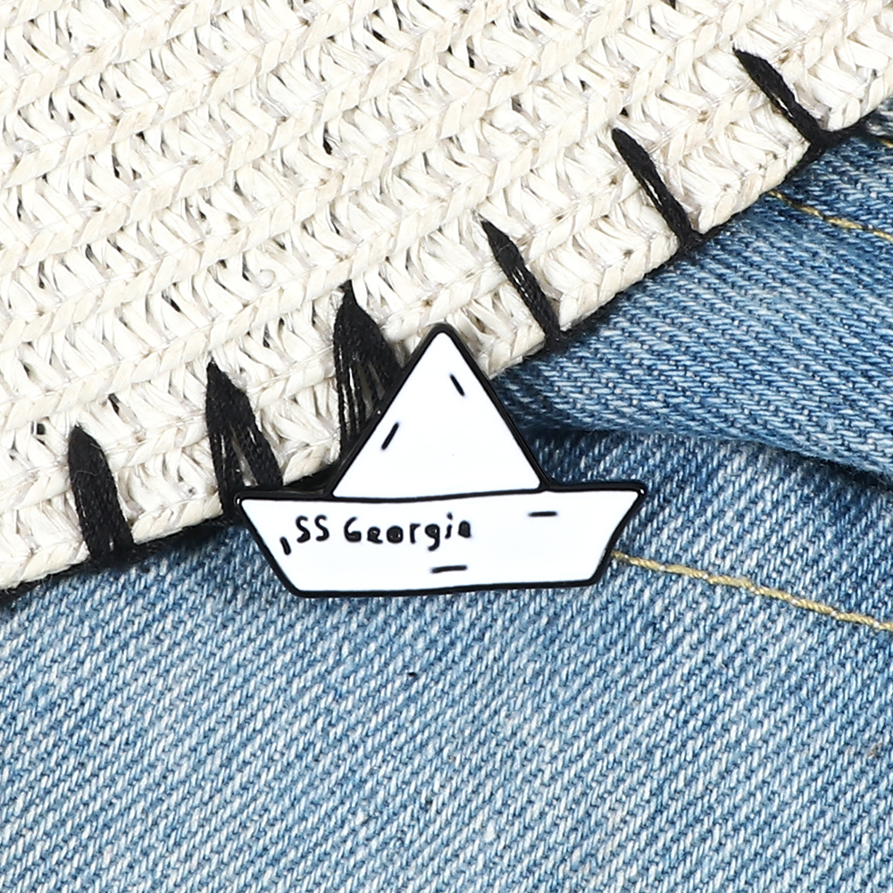 Paper Boat Enamel Pin SS Georg - Buckle Pin Ss recensie en prijs